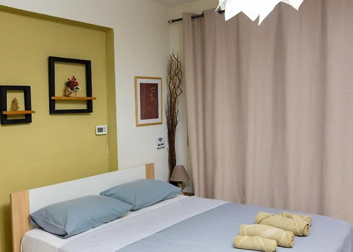 Elegance Room